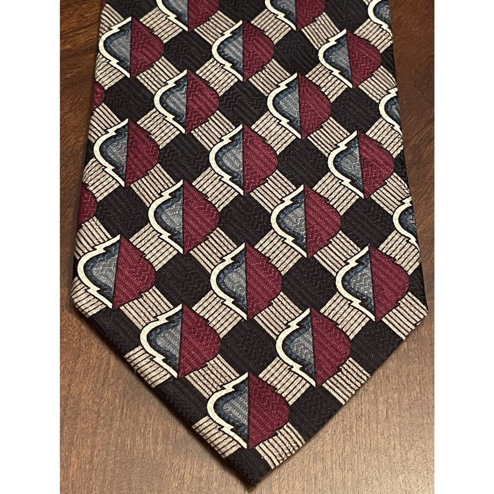 Nino Mori Hand Made 100% Silk Men’s Neck Tie Made In Korea
